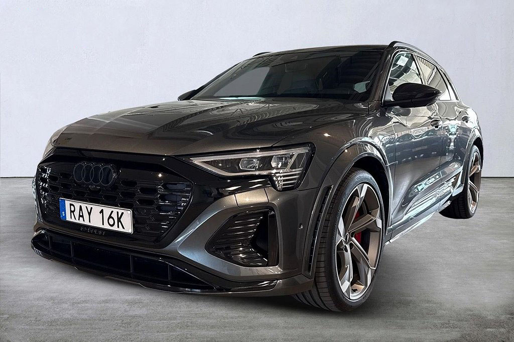 2024 Audi SQ8 e-tron quattro 503hp Towbar Black Optics
